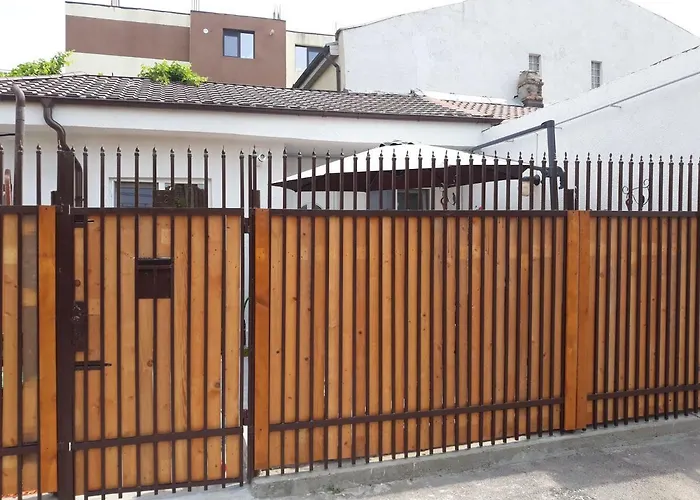 Holiday Home Daire Köstence